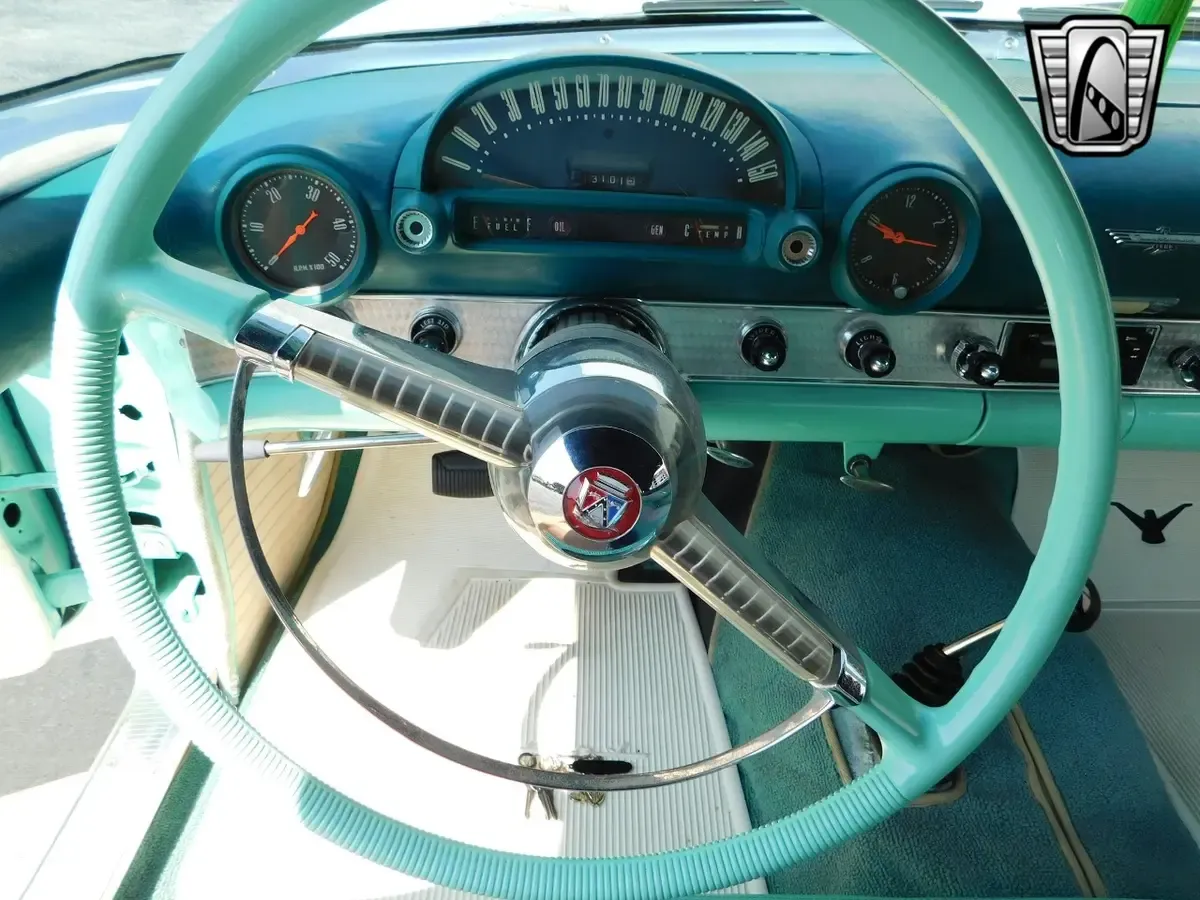 Carousel Image 13