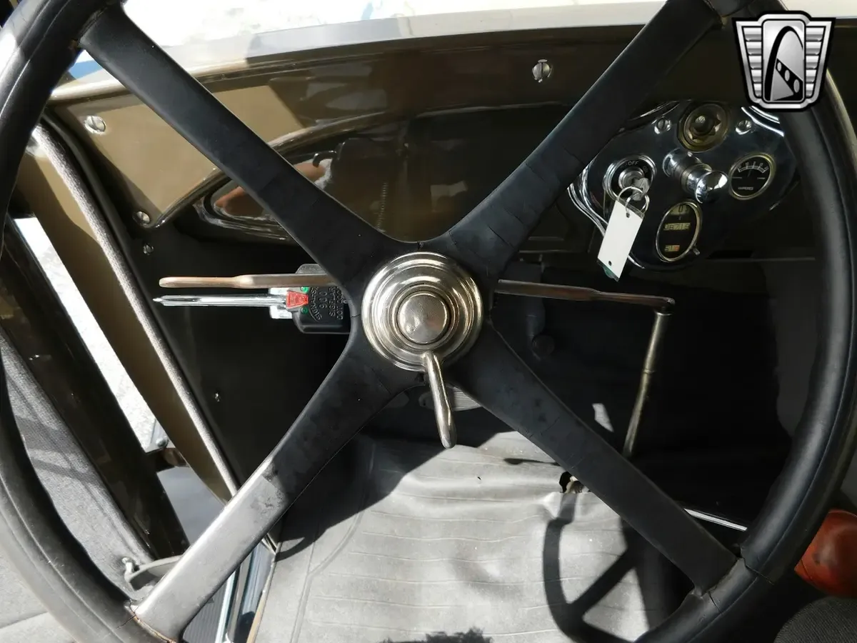 Carousel Image 9