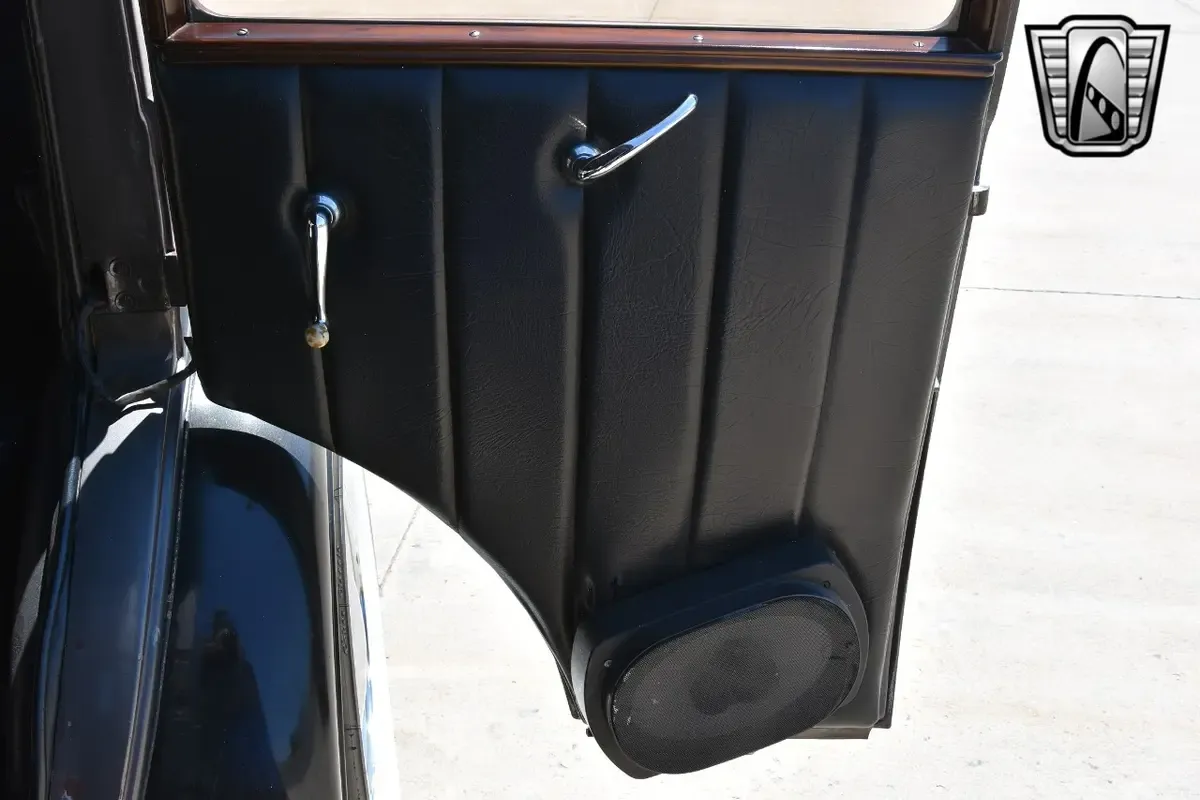 Carousel Image 23