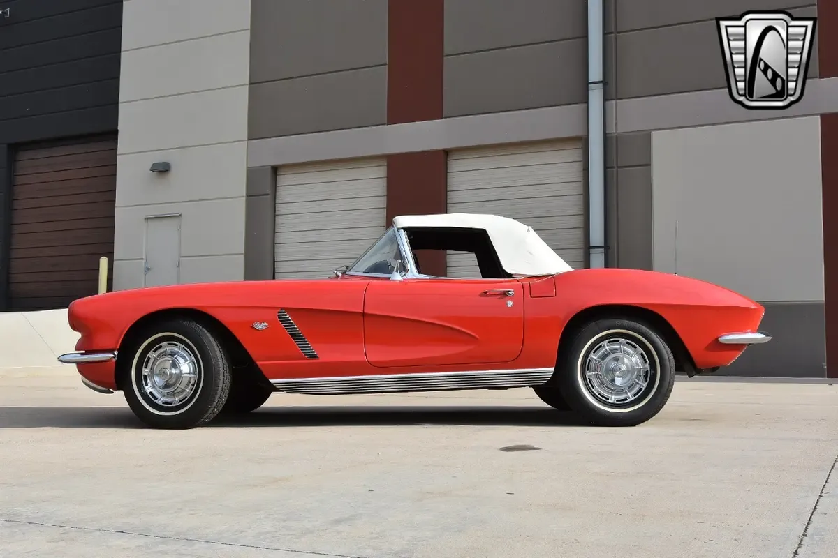 Carousel Image 3