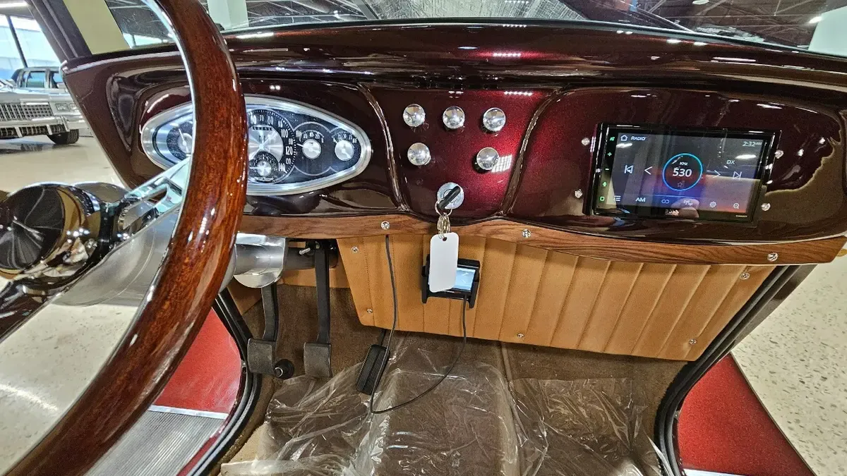 Carousel Image 26