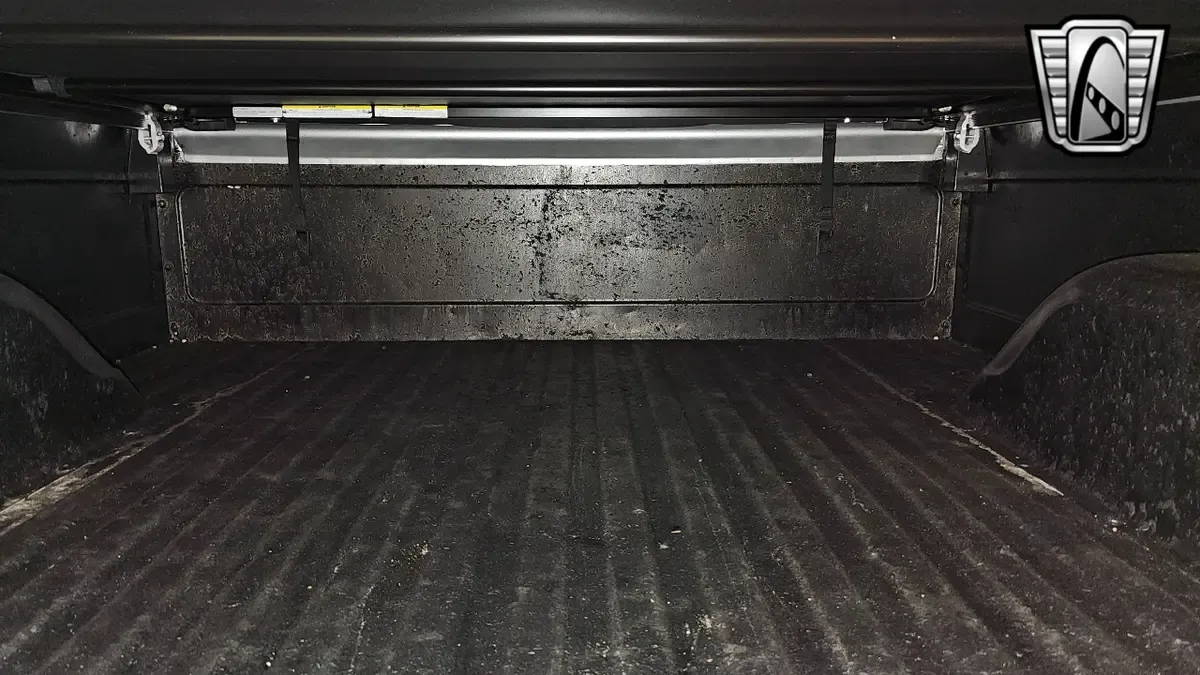 Carousel Image 26