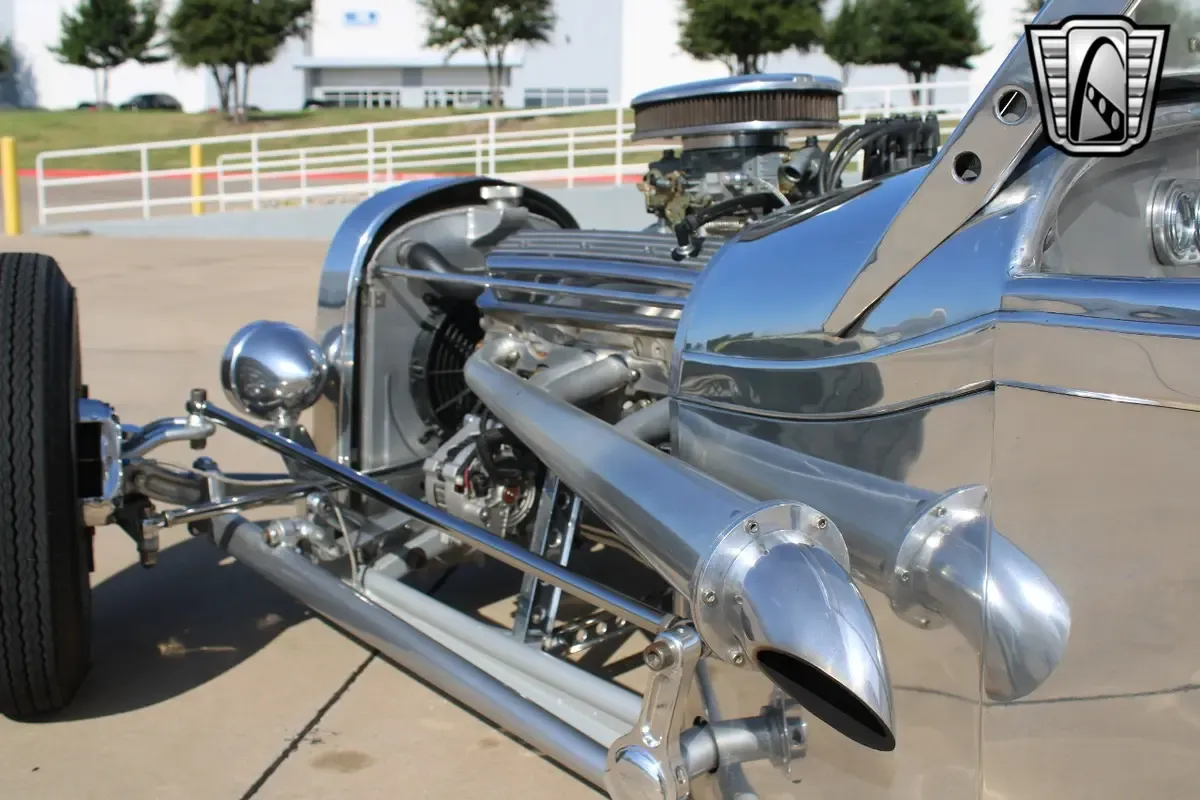 Carousel Image 18