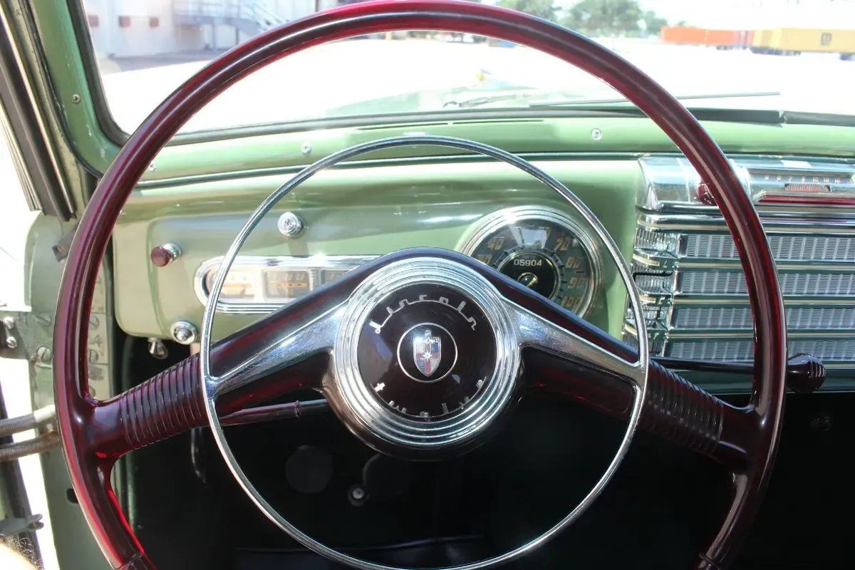 Carousel Image 18