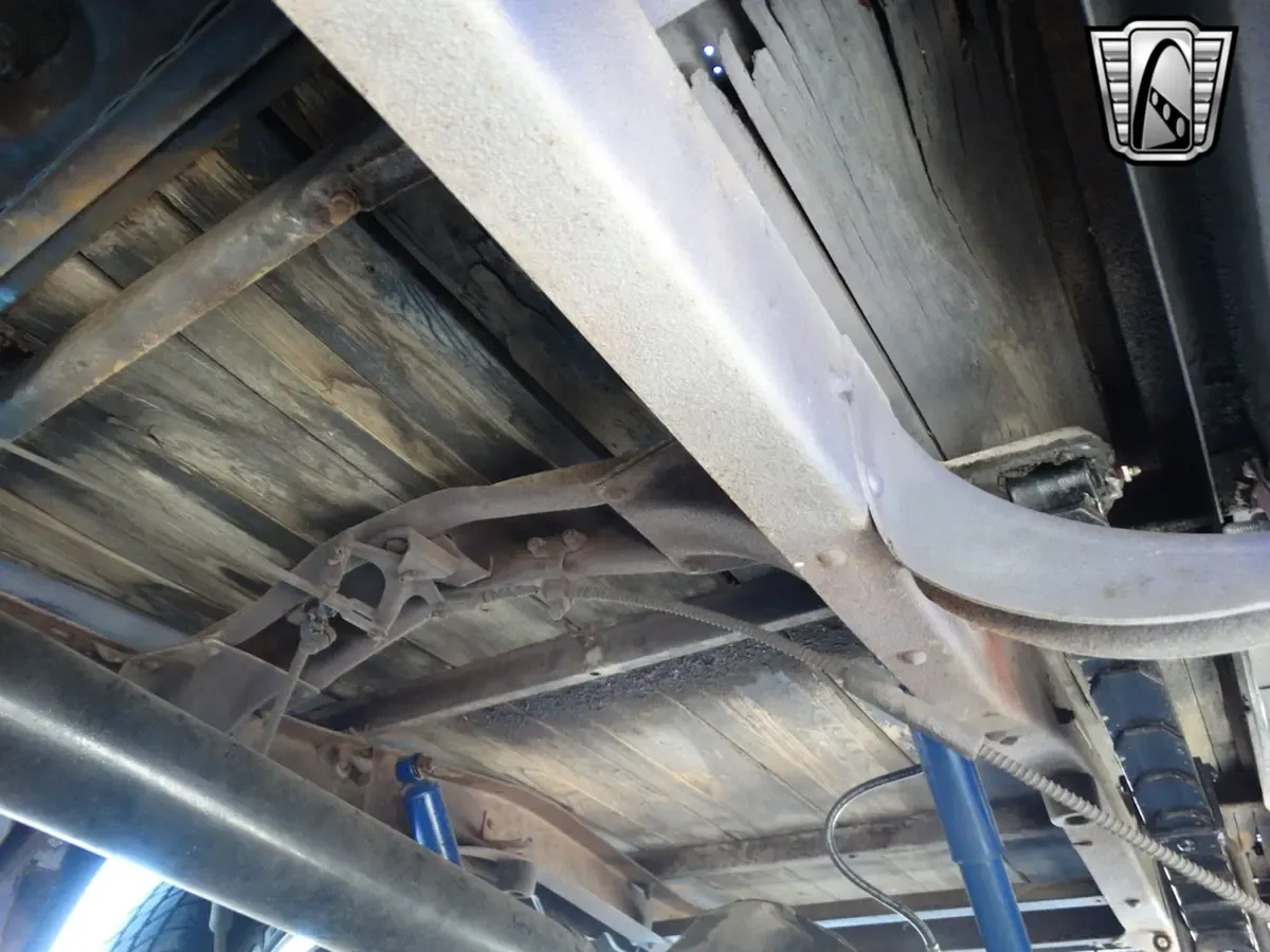 Carousel Image 12