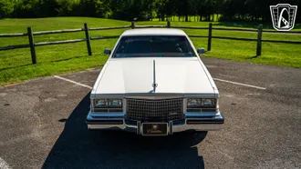 1985 Cadillac Seville photo 2