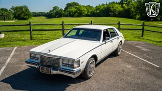 1985 Cadillac Seville photo 5