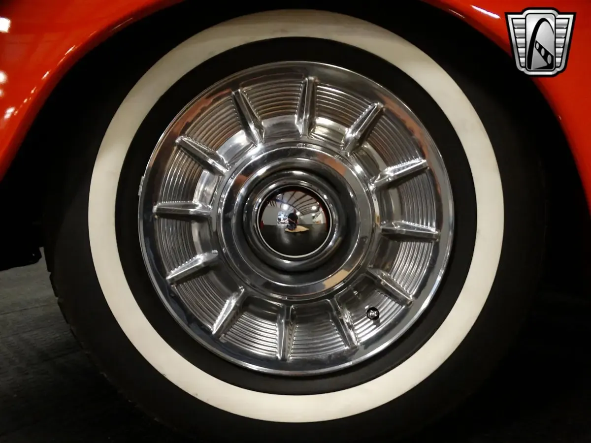 Carousel Image 10