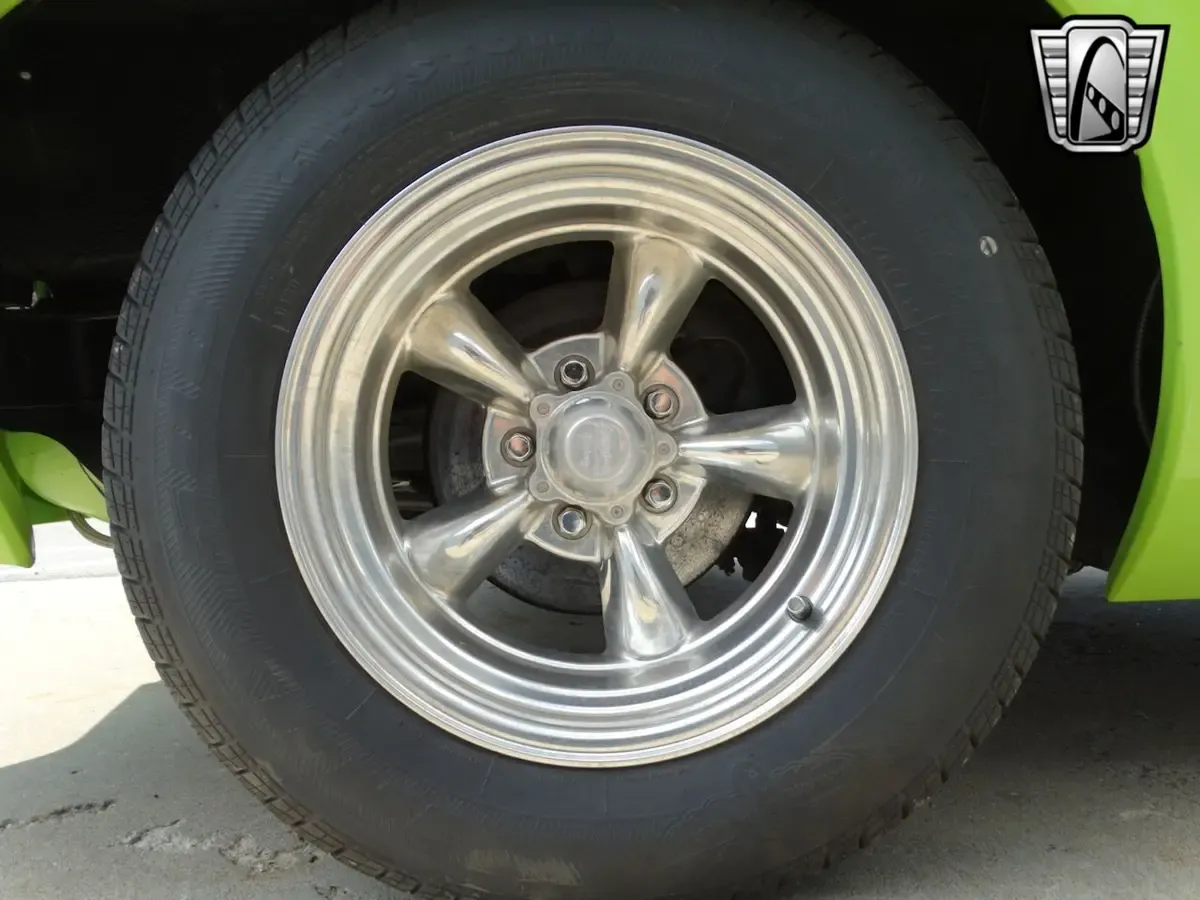 Carousel Image 10