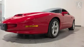 1996 Pontiac Firebird photo 3