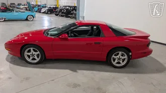 1996 Pontiac Firebird photo 5