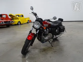 2003 Triumph Bonneville photo 6