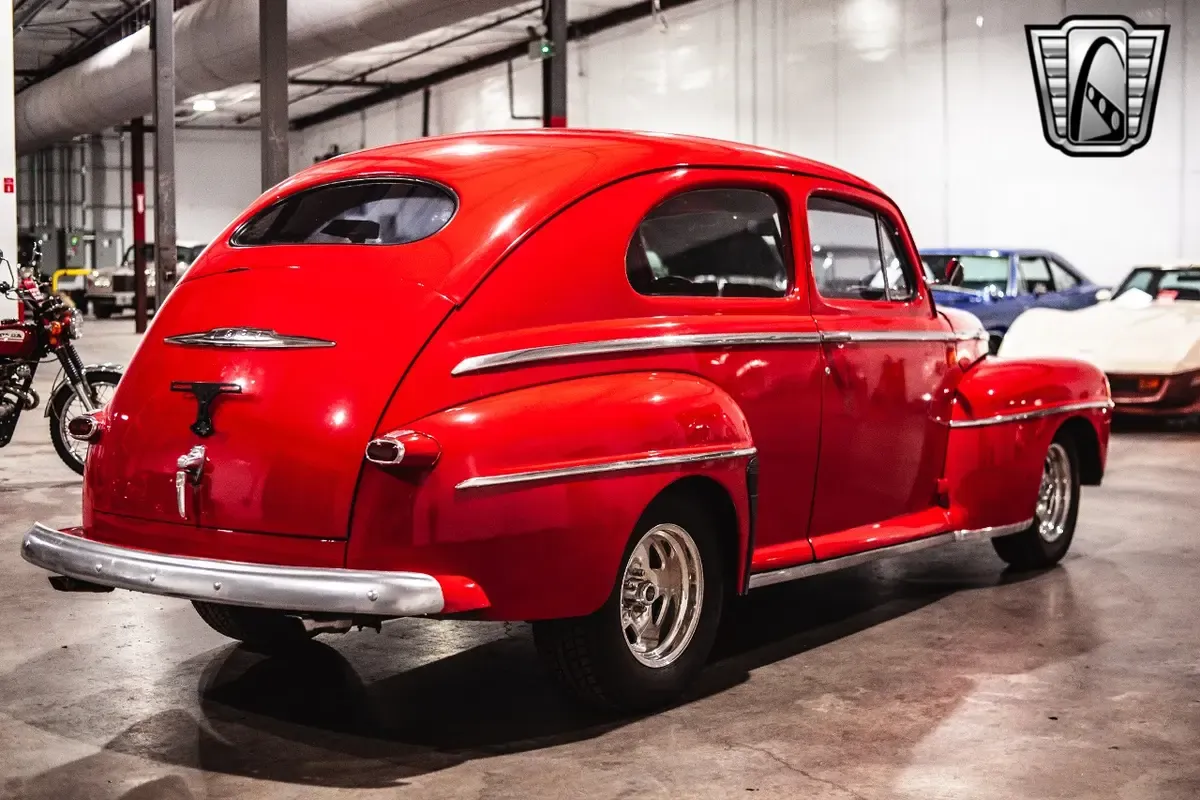Carousel Image 6
