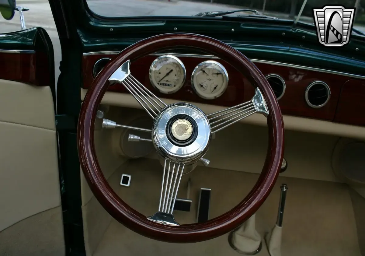 Carousel Image 26