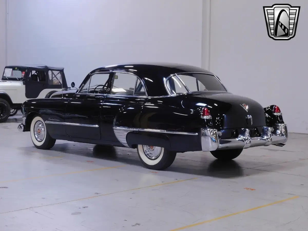 Carousel Image 3