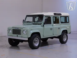 1987 Land Rover Defender photo 2