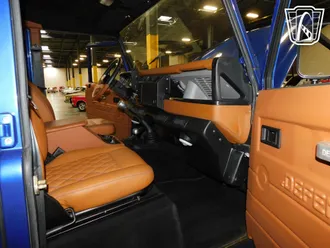 1994 Land Rover Defender photo 7