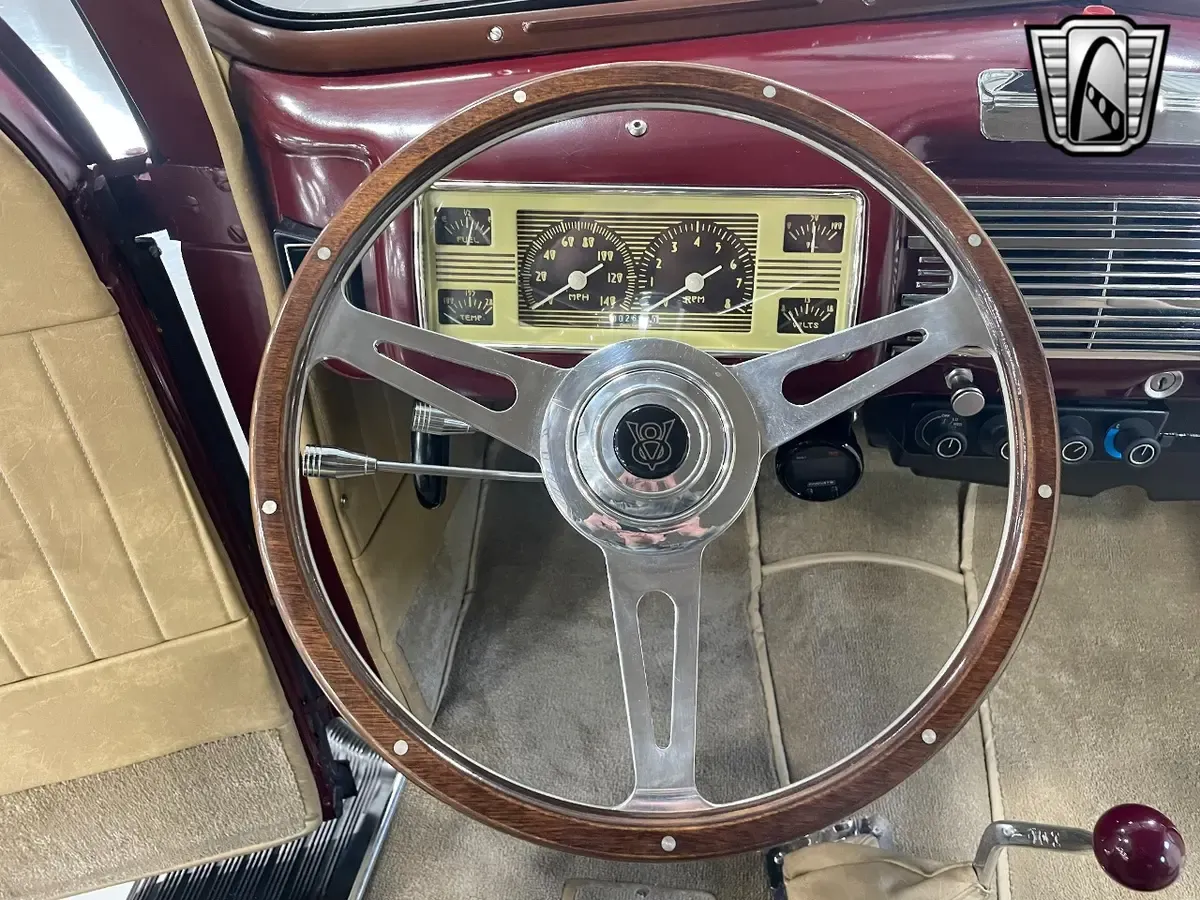 Carousel Image 18