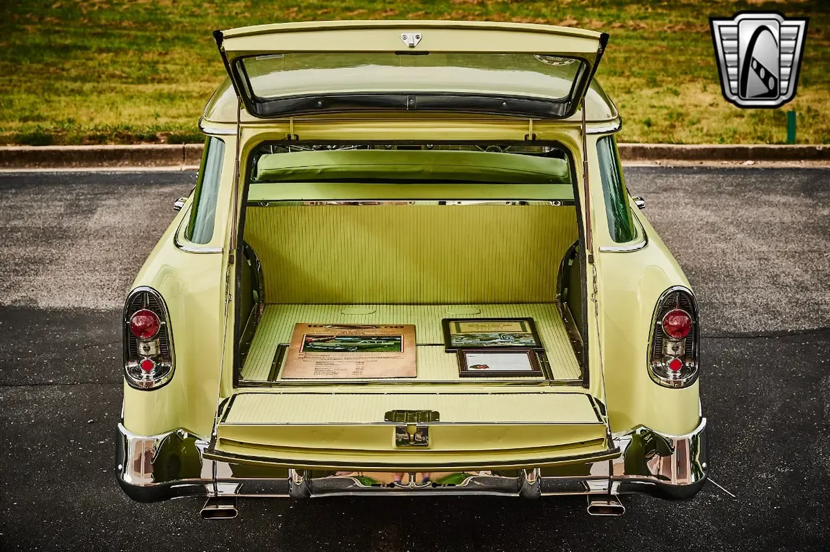 Carousel Image 20