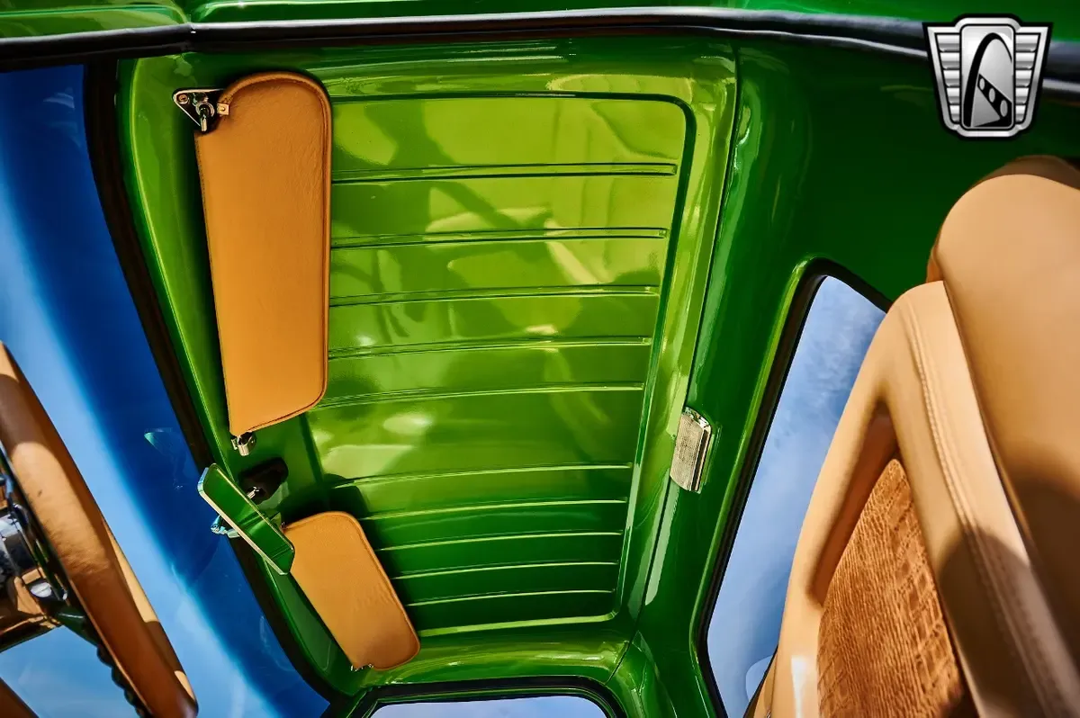 Carousel Image 15