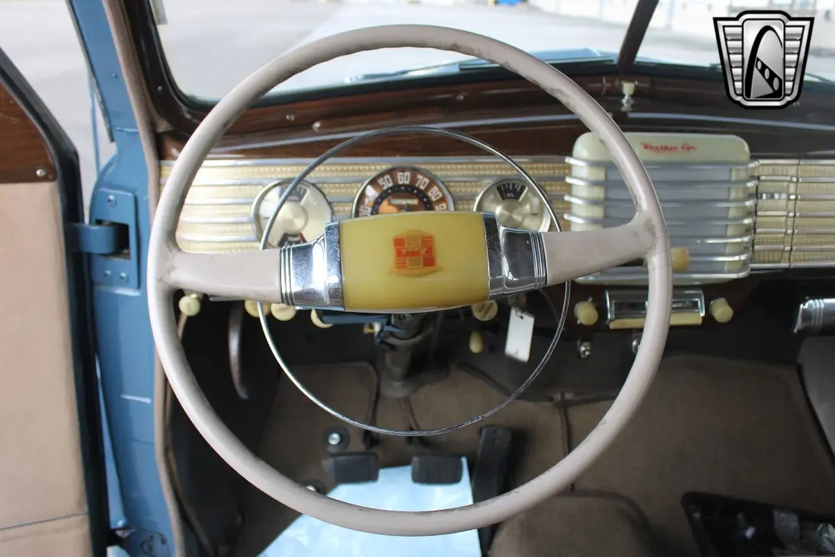 Carousel Image 12
