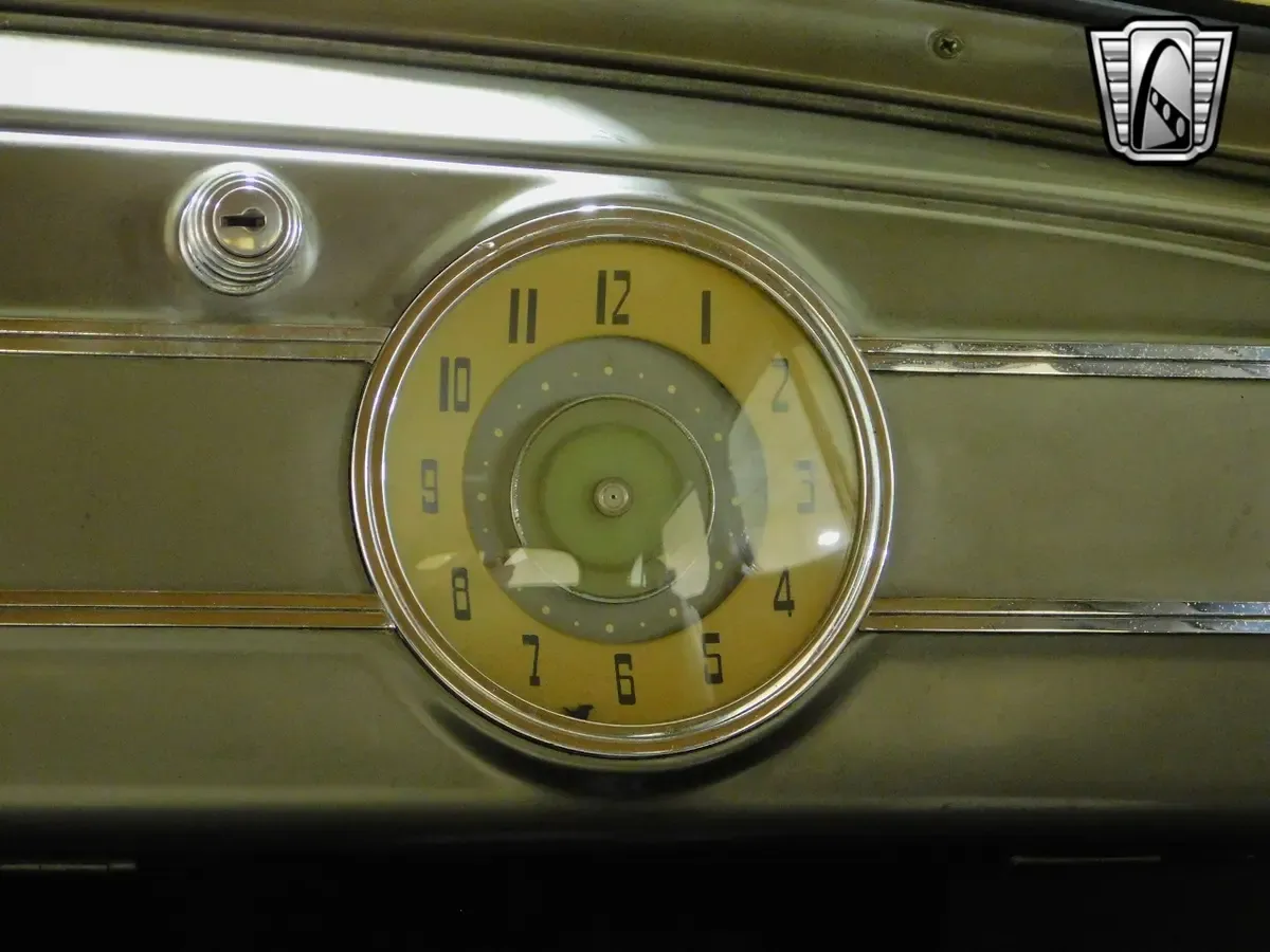 Carousel Image 19