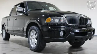 2002 Lincoln Blackwood photo 3