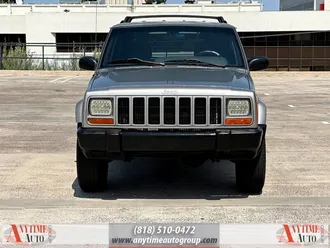 2000 Jeep Cherokee Classic photo 2