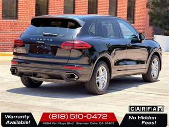 2016 Porsche Cayenne photo 7