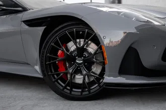 2025 Aston Martin DB12 photo 3