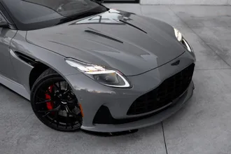 2025 Aston Martin DB12 photo 4