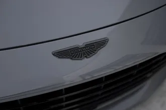 2025 Aston Martin DB12 photo 5