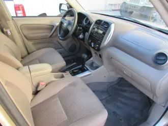 RAV4 18