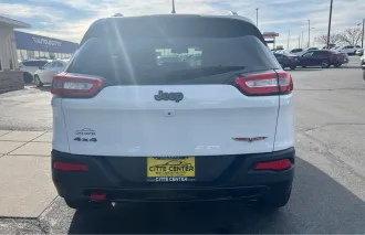 Cherokee 4