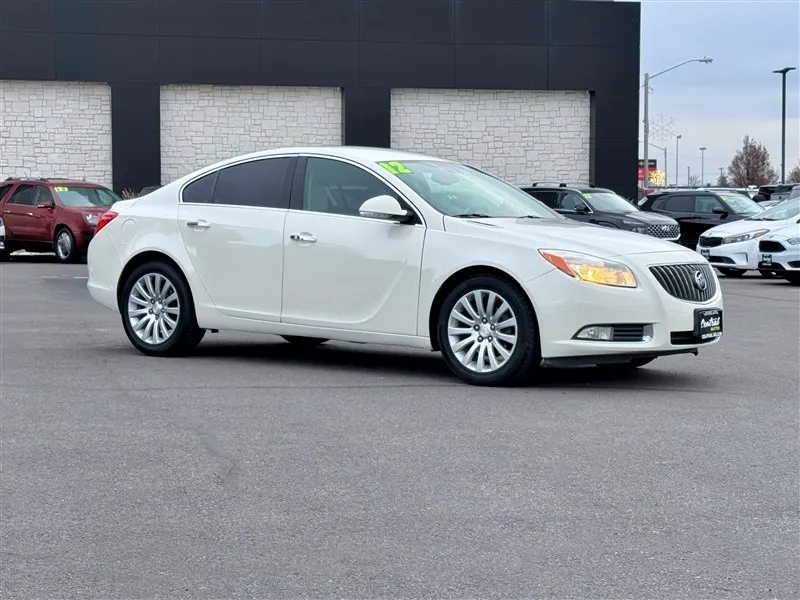 2012 BUICK REGAL PREMIUM 1