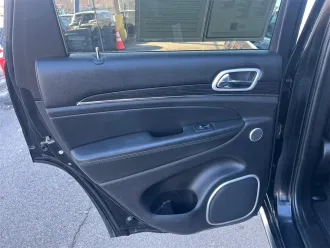 Grand Cherokee 26