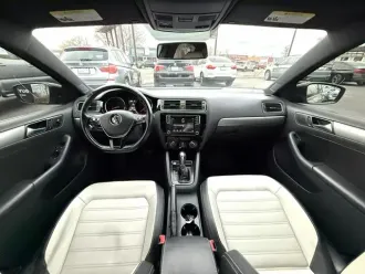 Jetta 17