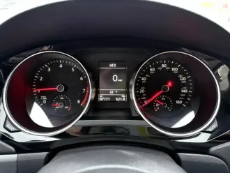 Jetta 19