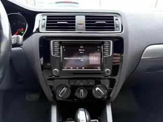 Jetta 21
