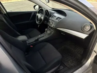 Mazda3 17