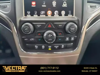 Grand Cherokee 9