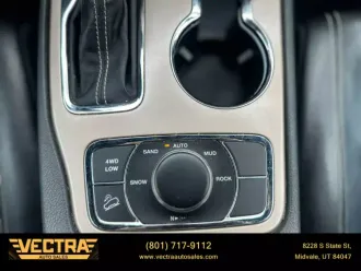 Grand Cherokee 36