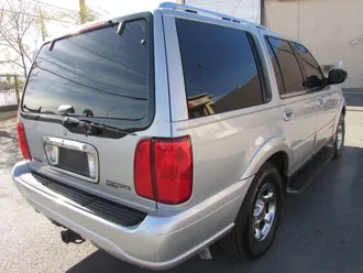 2000 Lincoln Navigator photo 5
