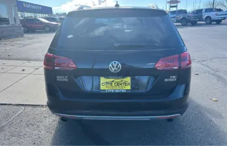 Golf Alltrack 4