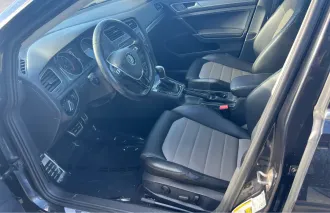 Golf Alltrack 9