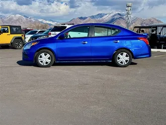 2015 NISSAN VERSA photo 6