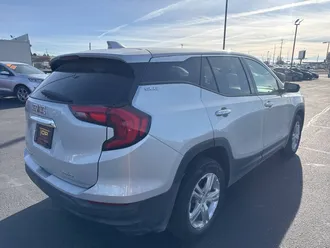2020 GMC Terrain photo 3
