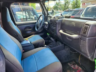 2000 Jeep Wrangler photo 7