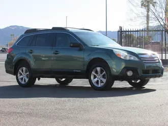 2014 Subaru Outback photo 2
