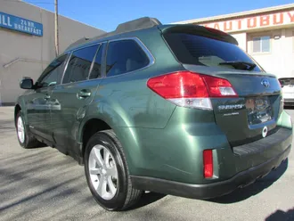 2014 Subaru Outback photo 5
